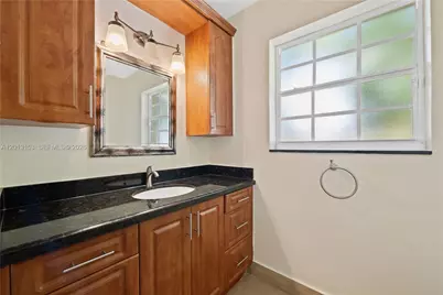 5501 SW 118th Ave, Cooper City, FL 33330 - Photo 21