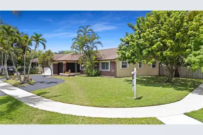 5501 SW 118th Ave, Cooper City, FL 33330 - Photo 3