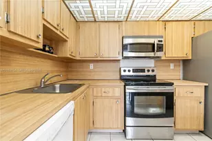 20401 NE 30th Ave, Aventura, FL 33180 - Photo 15