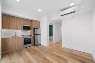 650 SW 1st St, Miami, FL 33130 - Photo 5