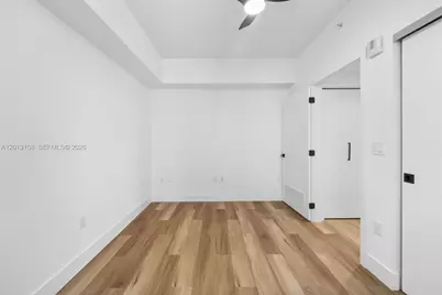 650 SW 1st St #306, Miami, FL 33130 - Photo 15