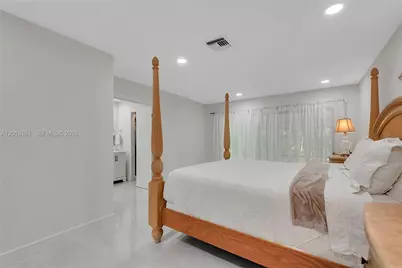 3374 NW 28th Ter, Boca Raton, FL 33434 - Photo 9