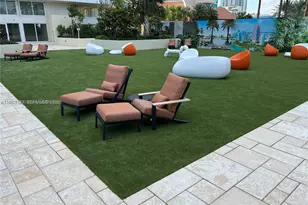 400 South Pointe Dr, Miami Beach, FL 33139 - Photo 15