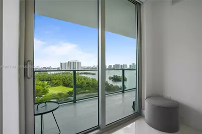 16385 Biscayne Blvd #1402, North Miami Beach, FL 33160 - Photo 25