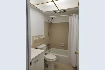 1450 Atlantic Shores Blvd #101, Hallandale Beach, FL 33009 - Photo 5