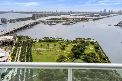 900 Biscayne Blvd #4006, Miami, FL 33132 - Photo 35