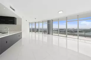 900 Biscayne Blvd, Miami, FL 33132 - Photo 3