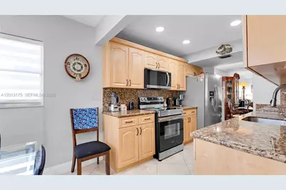 13000 SW 15th Ct #101U, Pembroke Pines, FL 33027 - Photo 9