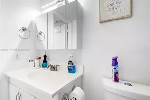 919 Hillcrest, Hollywood, FL 33021 - Photo 15