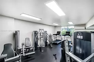 919 Hillcrest, Hollywood, FL 33021 - Photo 33