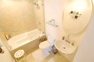 690 SW 1st Ct, Miami, FL 33130 - Photo 17
