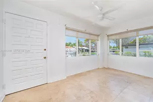 2368 SW 26th St, Miami, FL 33133 - Photo 7