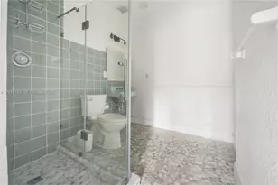 905 Sunrise Ln, Fort Lauderdale, FL 33304 - Photo 21