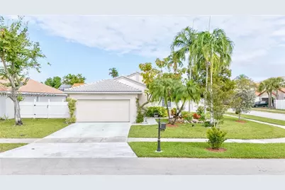 17851 NW 19th St #17851, Pembroke Pines, FL 33029 - Photo 3