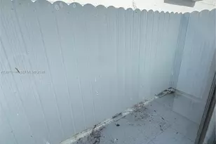 260 NW 107th Ave, Miami, FL 33172 - Photo 9