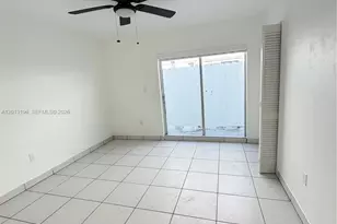 260 NW 107th Ave, Miami, FL 33172 - Photo 13