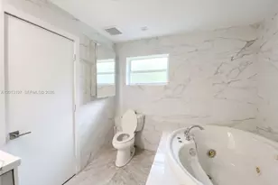 21335 NE 19th Ct, Miami, FL 33179 - Photo 25