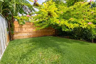 21335 NE 19th Ct, Miami, FL 33179 - Photo 5