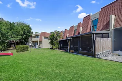[Address not provided], Pembroke Pines, FL 33024 - Photo 19