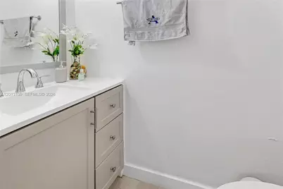 [Address not provided], Pembroke Pines, FL 33024 - Photo 9