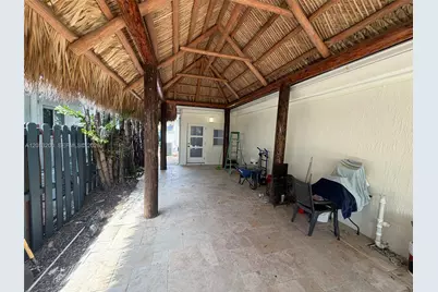 214 NE 108th #Back Unit, Miami, FL 33161 - Photo 3