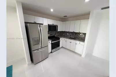 214 NE 108th #Back Unit, Miami, FL 33161 - Photo 5