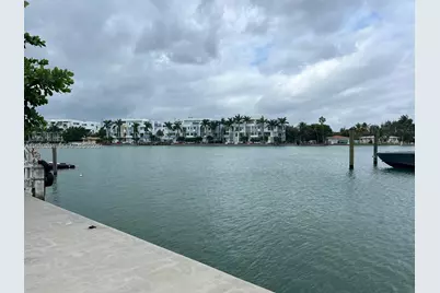 7590 Bayside Ln, Miami Beach, FL 33141 - Photo 11