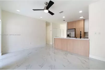 7978 NW 200th St, Hialeah, FL 33015 - Photo 7
