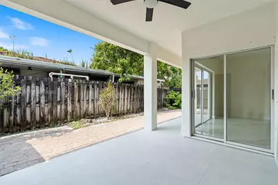 7978 NW 200th St, Hialeah, FL 33015 - Photo 29