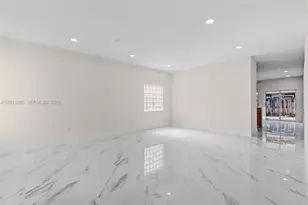 7978 NW 200th St, Hialeah, FL 33015 - Photo 13