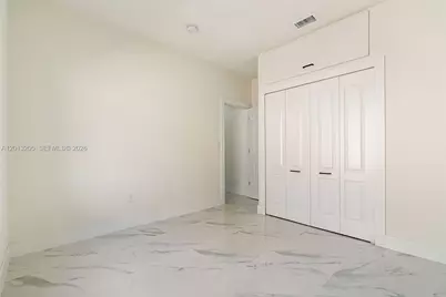 7978 NW 200th St, Hialeah, FL 33015 - Photo 27