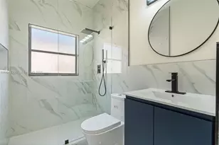 7978 NW 200th St, Hialeah, FL 33015 - Photo 23