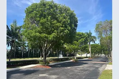 11350 NW 48th Ter, Doral, FL 33178 - Photo 3