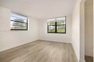 10825 SW 112th Ave, Miami, FL 33176 - Photo 11