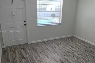 30 SE 4th Ave, Hallandale Beach, FL 33009 - Photo 15