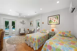 1782 Opechee Dr, Miami, FL 33133 - Photo 19