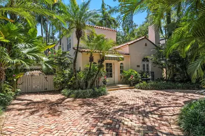 1782 Opechee Dr, Miami, FL 33133 - Photo 23