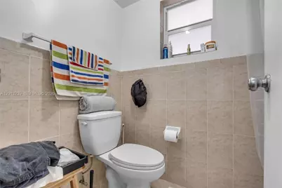 7400 Miami Lakes Dr #D205, Miami Lakes, FL 33014 - Photo 25