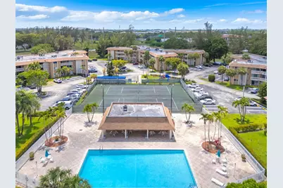 7400 Miami Lakes Dr #D205, Miami Lakes, FL 33014 - Photo 3