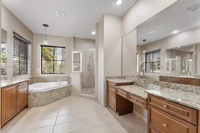 10364 Trianon Pl, Wellington, FL 33449 - Photo 47