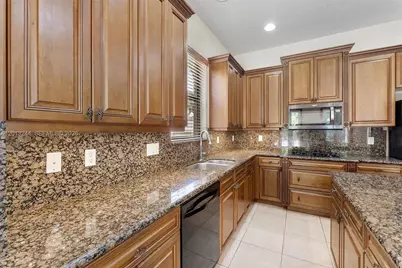 10364 Trianon Pl, Wellington, FL 33449 - Photo 15