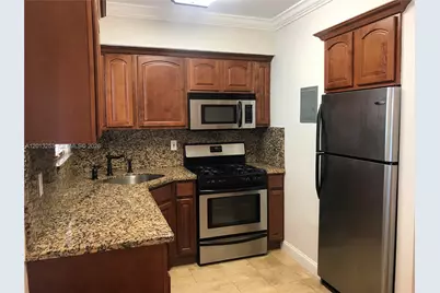 35 Antilla Ave #2, Coral Gables, FL 33134 - Photo 5