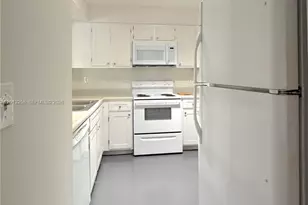 1281 SW 46th Ave, Pompano Beach, FL 33069 - Photo 5