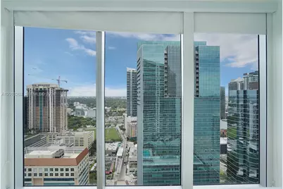 1300 Brickell Bay Dr #3402, Miami, FL 33131 - Photo 11