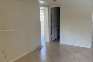 924 SE 2nd St, Fort Lauderdale, FL 33301 - Photo 3