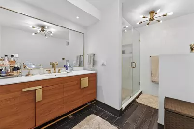 13189 SW 9th Ln, Miami, FL 33184 - Photo 13