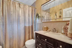 4722 NW 44th Ct, Tamarac, FL 33319 - Photo 17