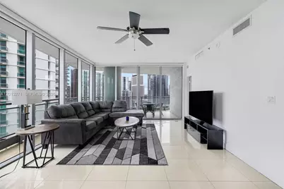 90 SW 3rd St #2504, Miami, FL 33130 - Photo 9