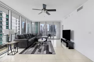 90 SW 3rd St, Miami, FL 33130 - Photo 9