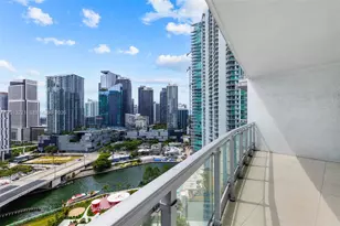 90 SW 3rd St, Miami, FL 33130 - Photo 33